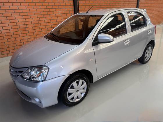 TOYOTA ETIOS 1.3 X 16V FLEX 4P MANUAL